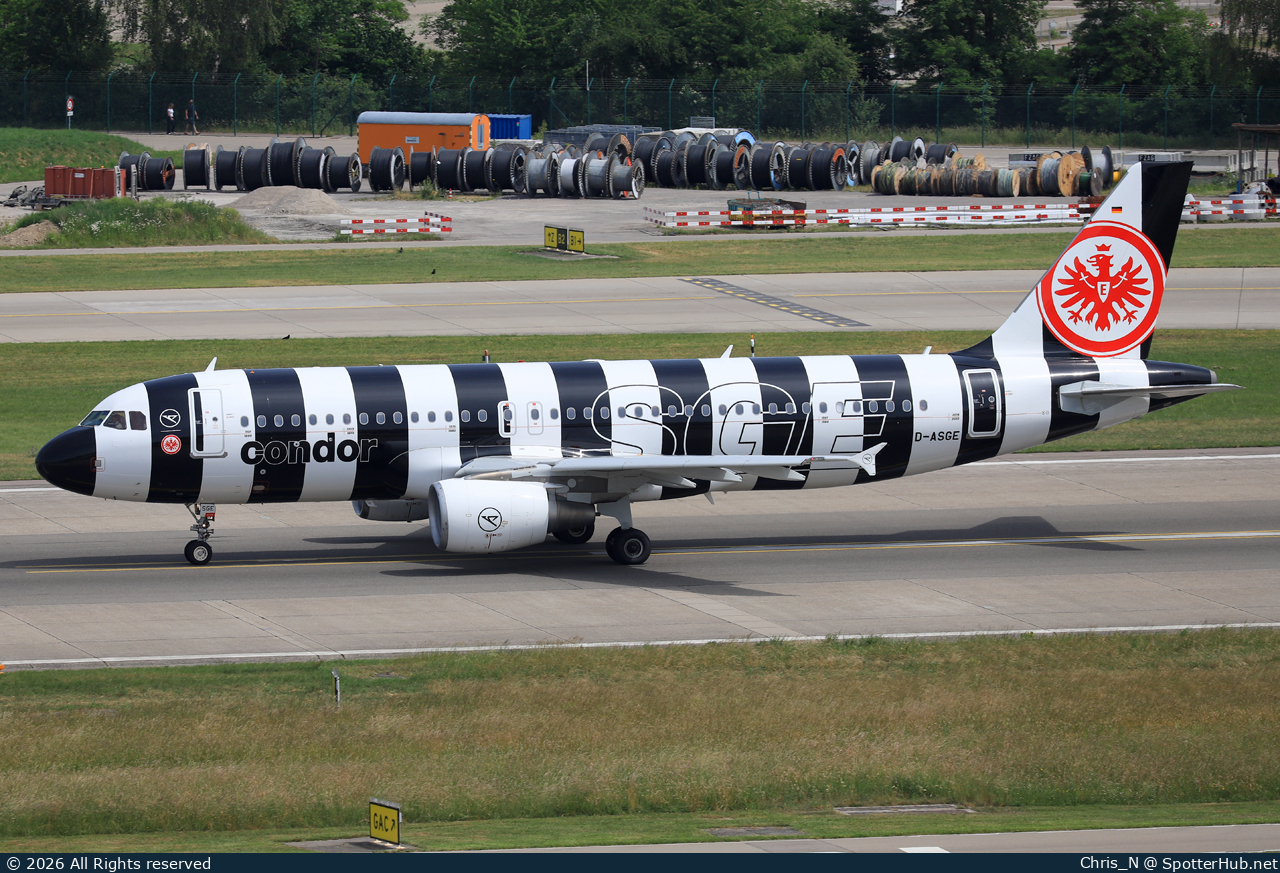 Photo of D-ASGE - Airbus A320-214 operated by Condor