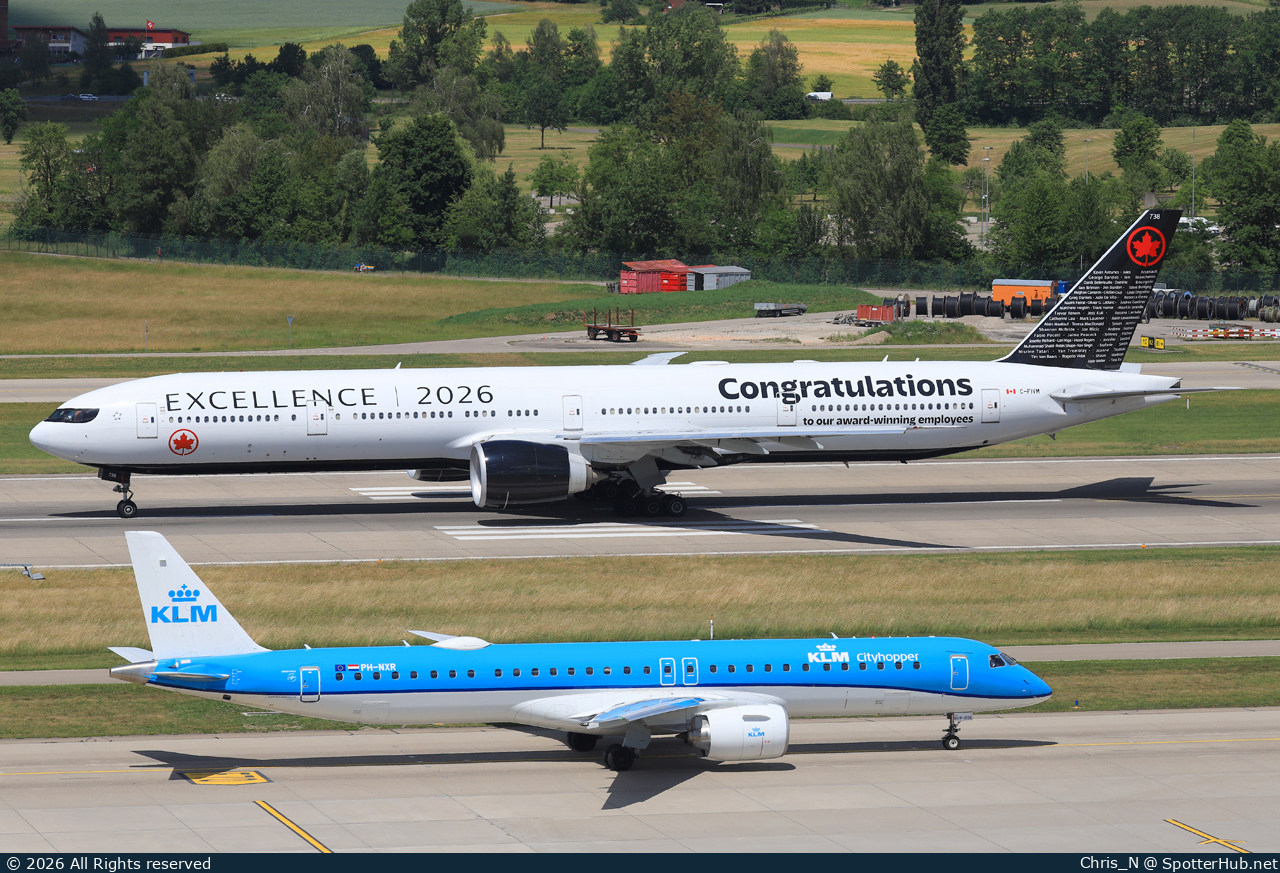 Photo of C-FIVM - Boeing 777-333(ER) operated by Air Canada