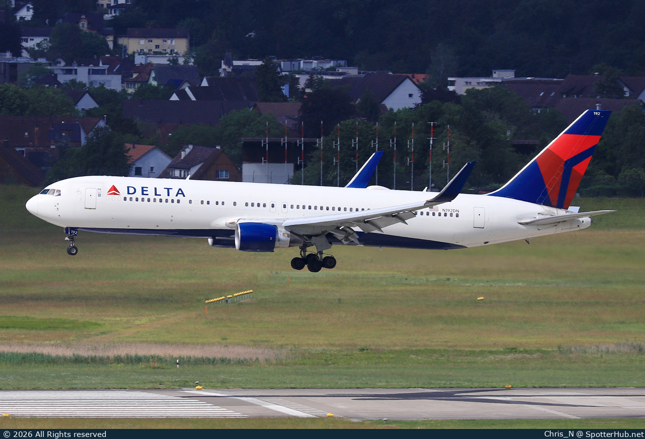 Photo of N192DN - Boeing 767-332(ER) operated by Delta Air Lines