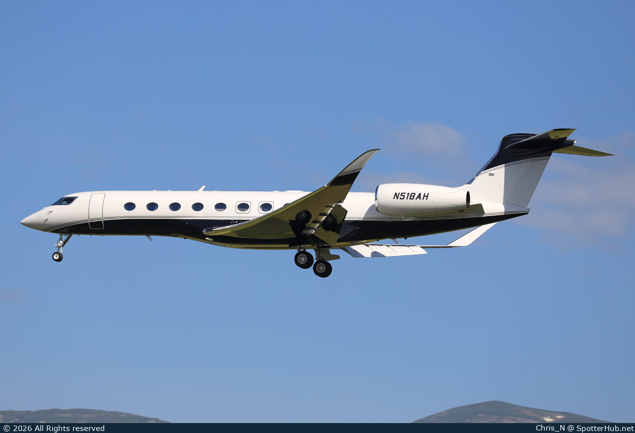 Photo of N518AH - Gulfstream G700 operated by Solairus Aviation