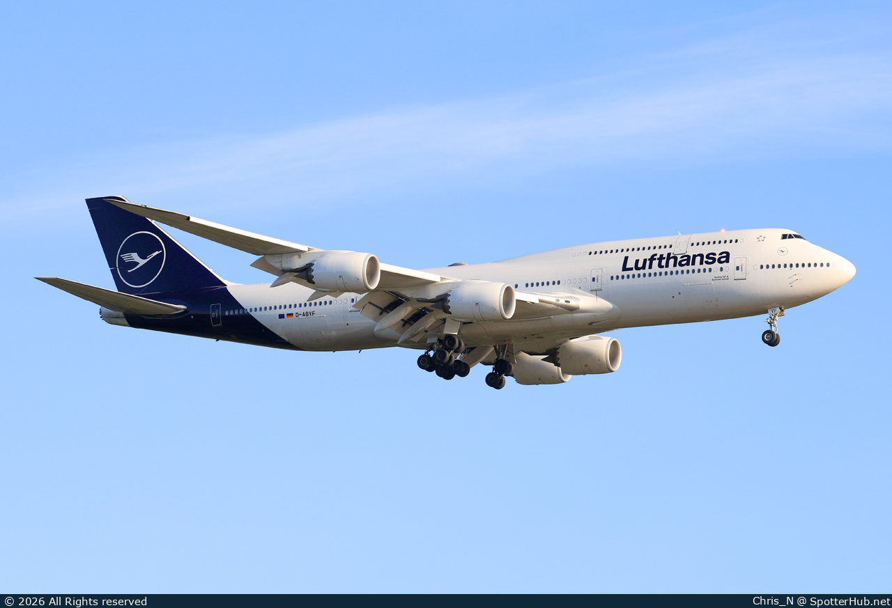 Photo of D-ABYF - Boeing 747-830 operated by Lufthansa
