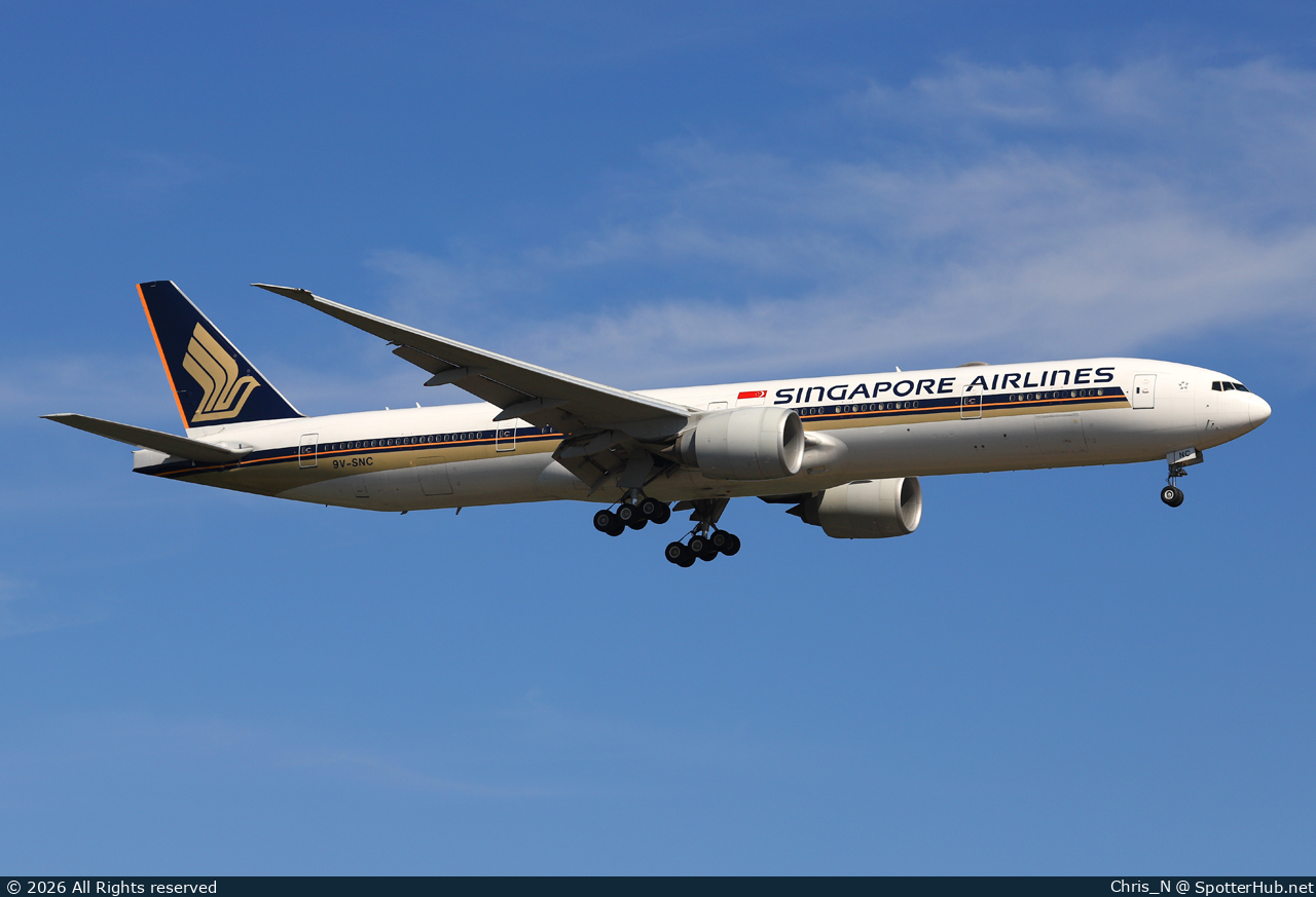 Photo of 9V-SNC - Boeing 777-312(ER) operated by Singapore Airlines