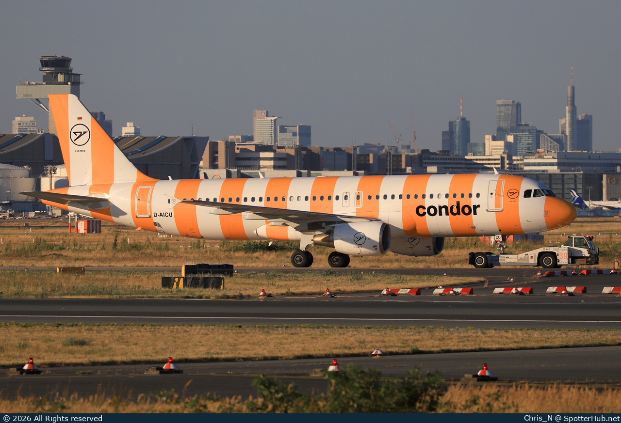 Photo of D-AICU - Airbus A320-214 operated by Condor