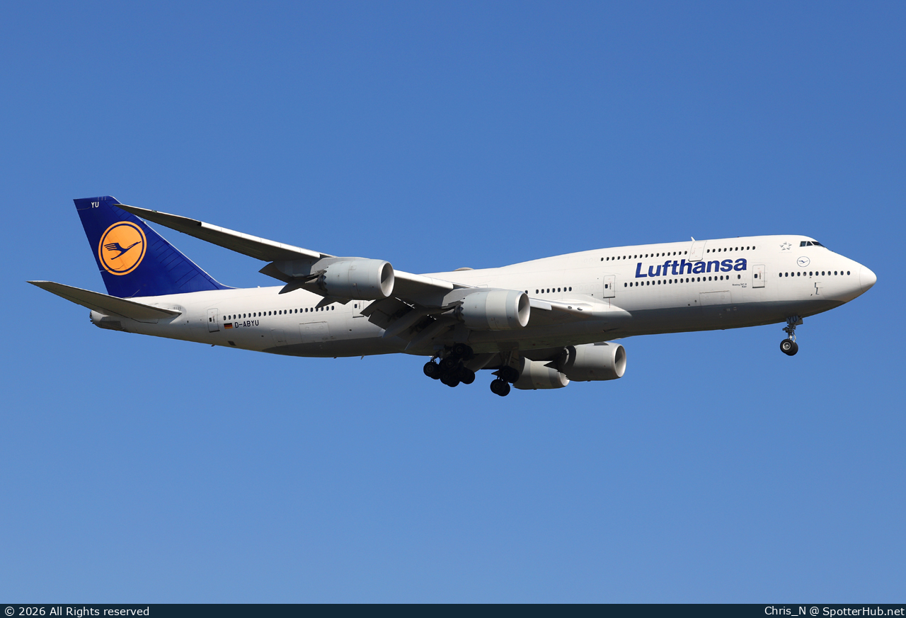 Photo of D-ABYU - Boeing 747-830 operated by Lufthansa