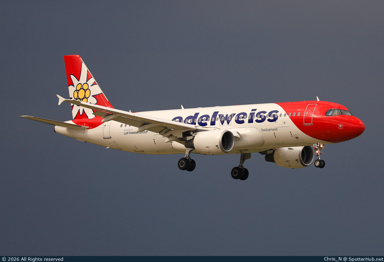 Photo of HB-JJL - Airbus A320-214 operated by Edelweiss Air