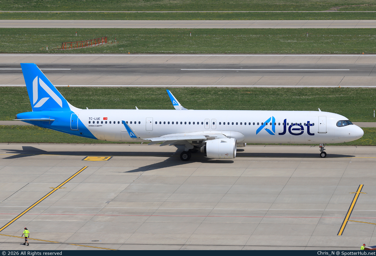 Photo of TC-LUE - Airbus A321-271NX operated by AJet