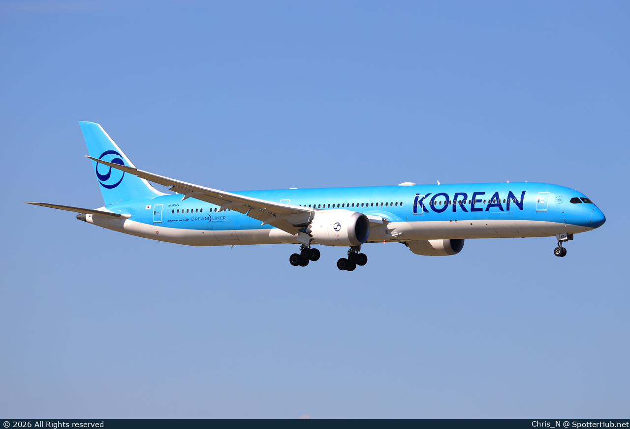 Photo of HL8574 - Boeing 787-10 Dreamliner operated by Korean Air