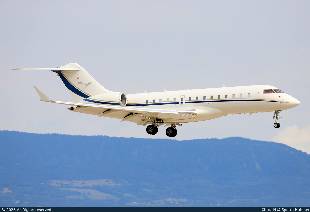 Photo of HB-JGP - Bombardier Global Express XRS operated by Premium Jet