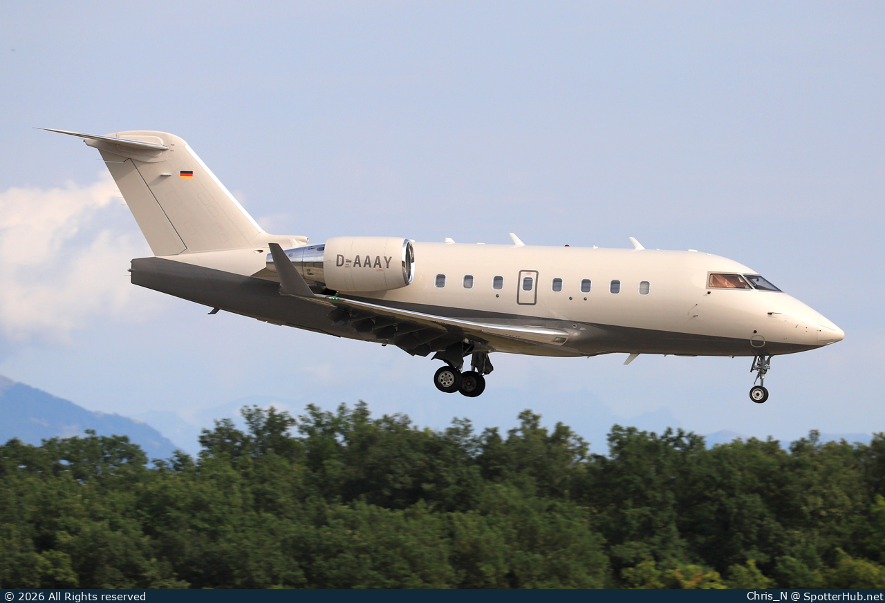 Photo of D-AAAY - Bombardier Challenger 604 operated by Air Independence