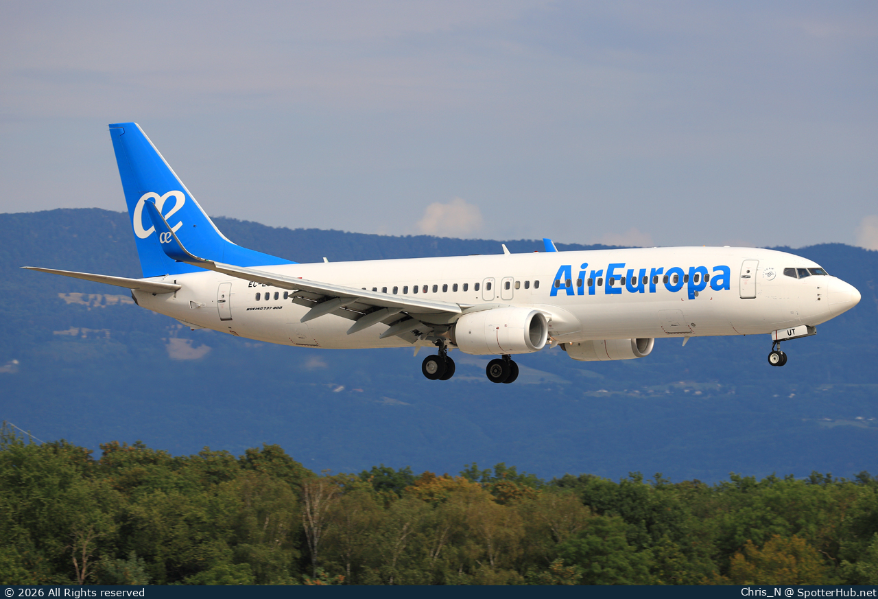 Photo of EC-LUT - Boeing 737-85P operated by Air Europa