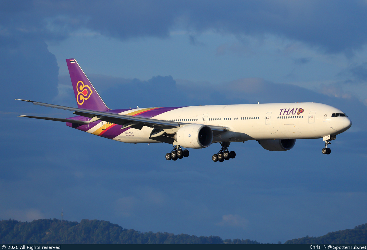 Photo of HS-TKZ - Boeing 777-3D7(ER) operated by Thai Airways International
