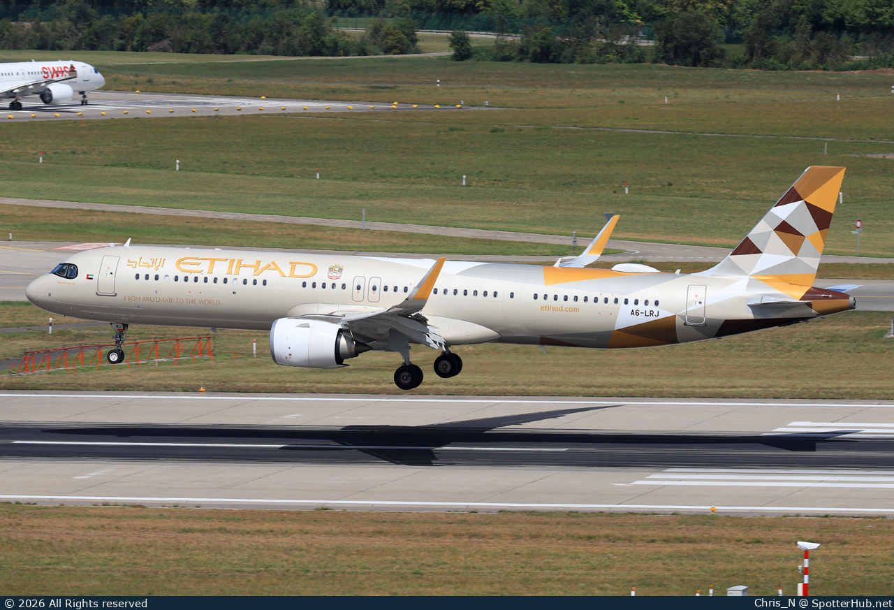 Photo of A6-LRJ - Airbus A321-251NX operated by Etihad Airways