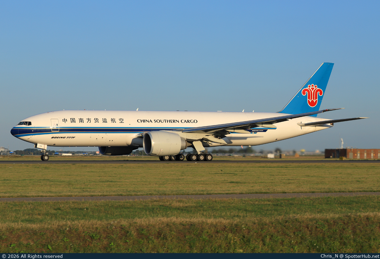 Photo of B-222W - Boeing 777-F1B operated by China Southern Cargo