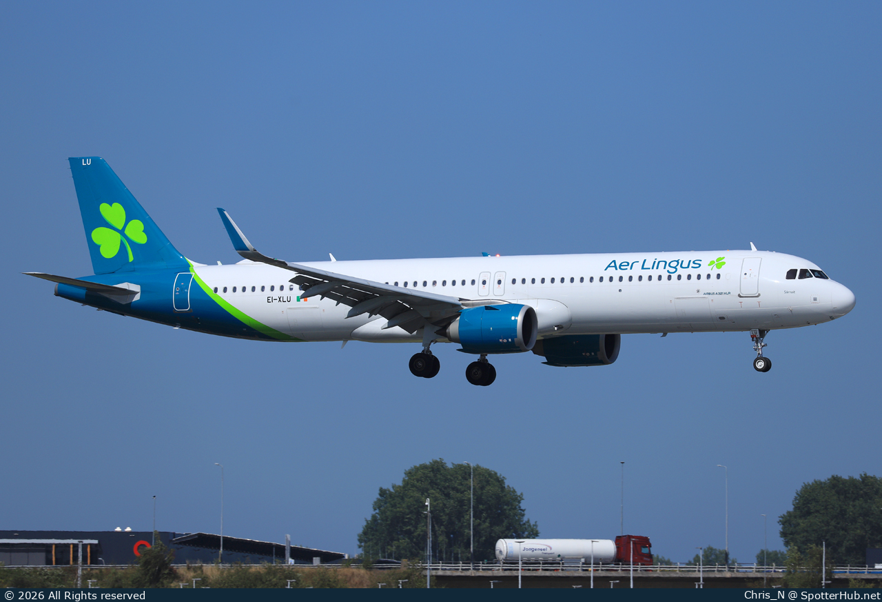 Photo of EI-XLU - Airbus A321-253NY operated by Aer Lingus