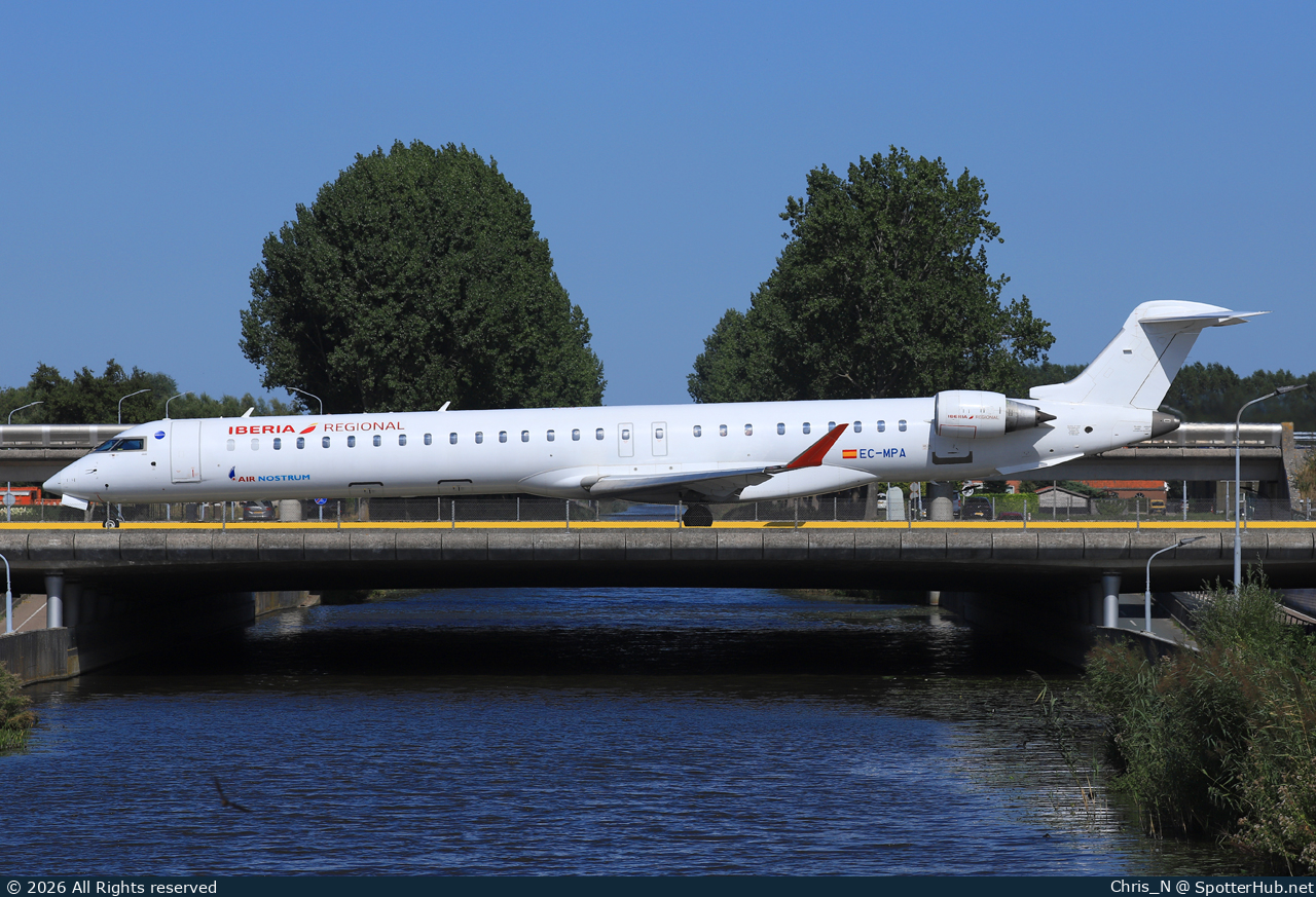 Photo of EC-MPA - Bombardier CRJ-1000 operated by Iberia Regional (opb Air Nostrum)