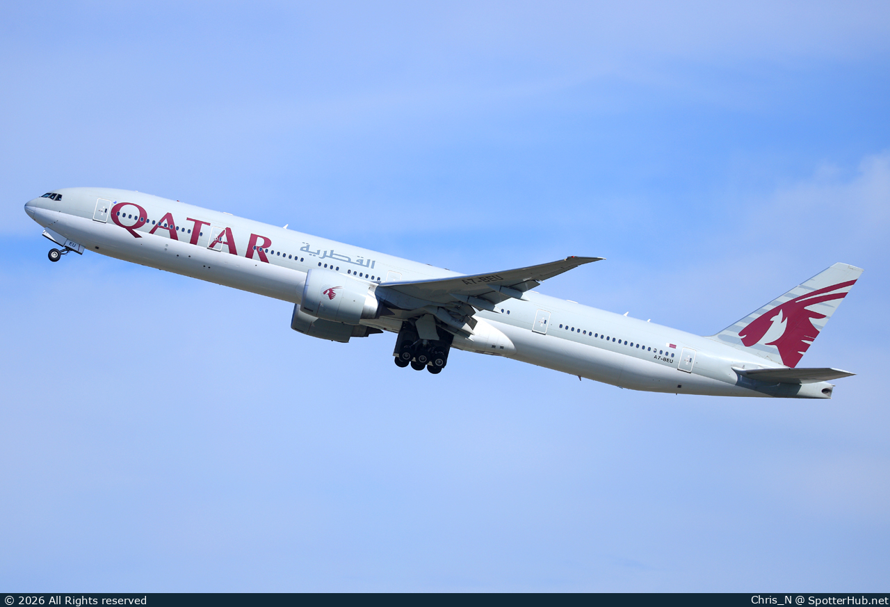Photo of A7-BEU - Boeing 777-3DZ(ER) operated by Qatar Airways