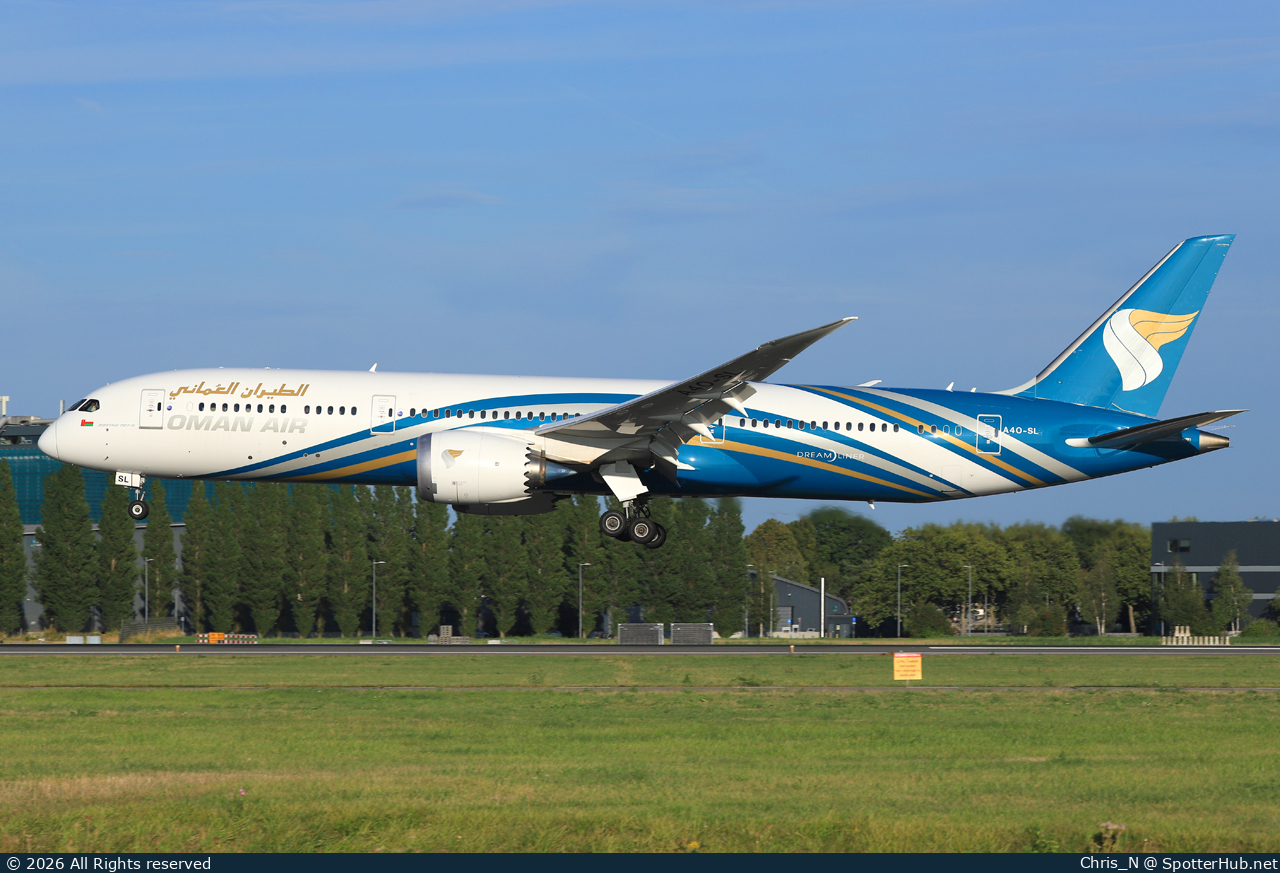 Photo of A4O-SL - Boeing 787-9 Dreamliner operated by Oman Air