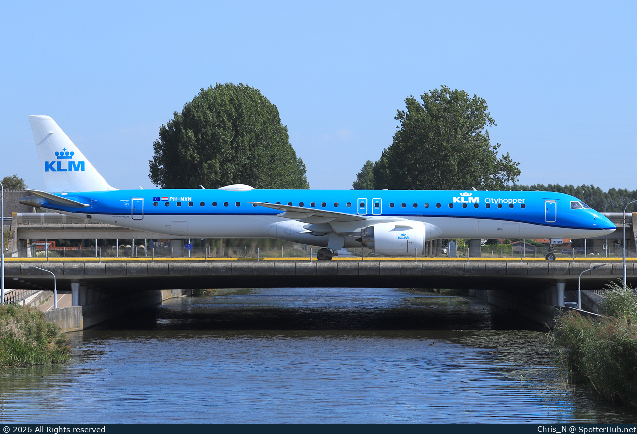 Photo of PH-NXN - Embraer ERJ-195-E2 operated by KLM Cityhopper