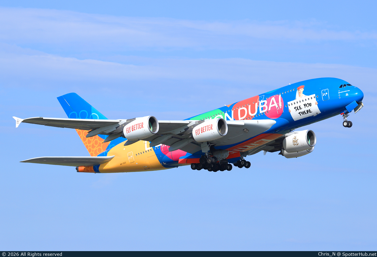 Photo of A6-EES - Airbus A380-861 operated by Emirates