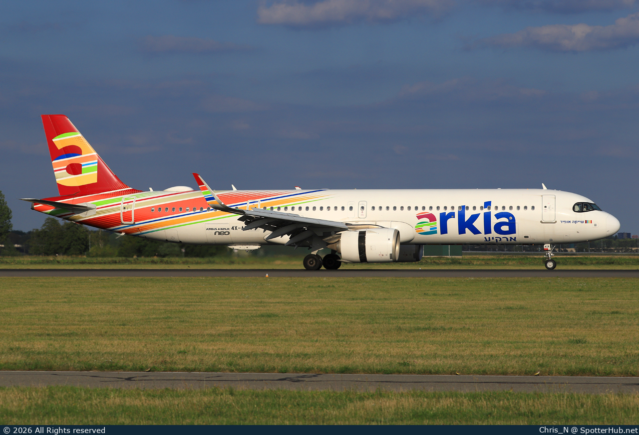 Photo of 4X-AGK - Airbus A321-251NX operated by Arkia Israeli Airlines