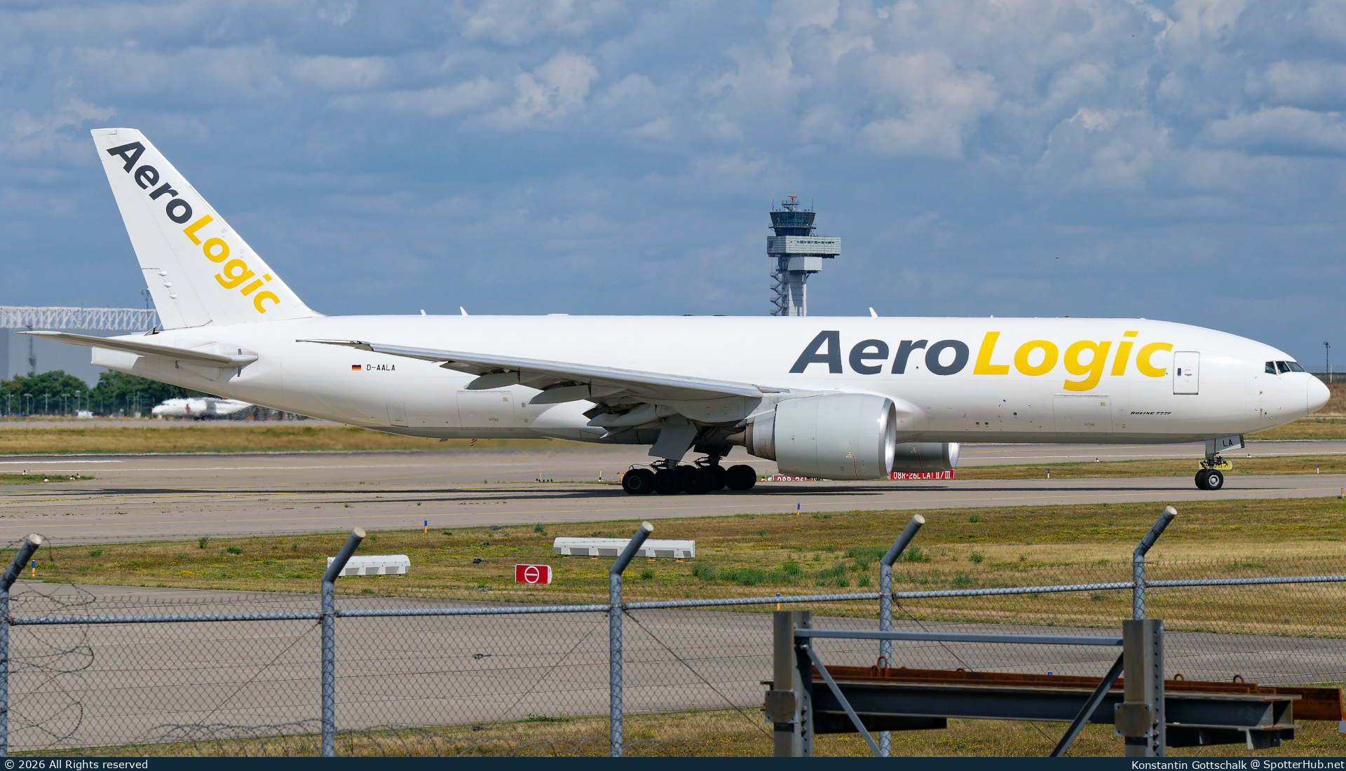 Photo of D-AALA - Boeing 777-FZN operated by AeroLogic