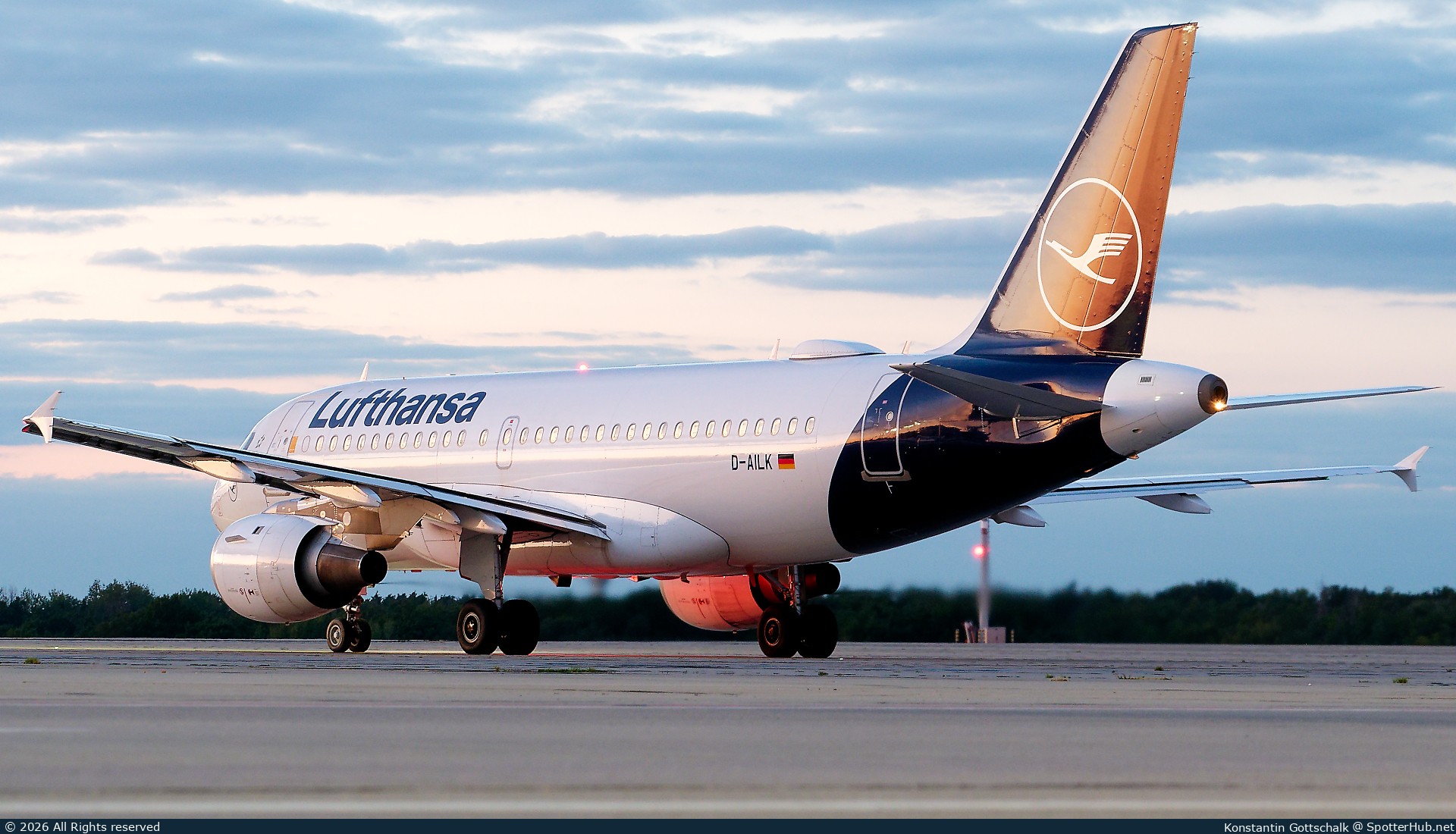 Photo of D-AILK - Airbus A319-114 operated by Lufthansa