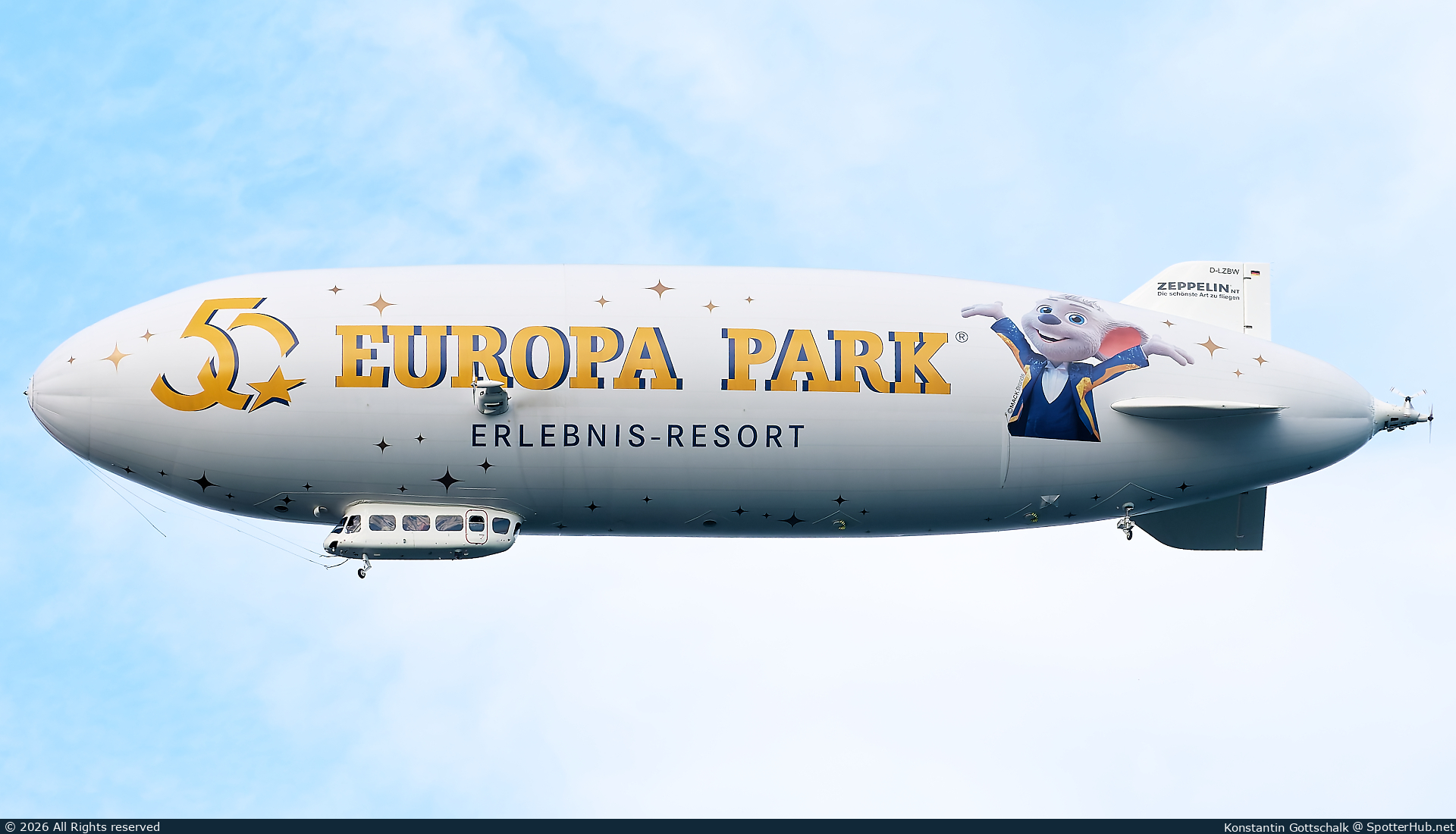 Photo of D-LZBW - Zeppelin NT operated by Deutsche Zeppelin-Reederei