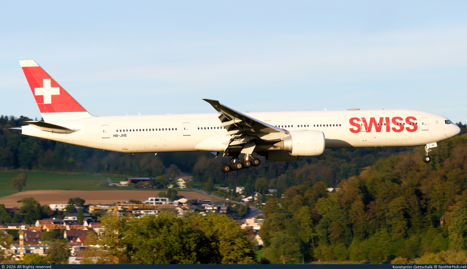 Photo of HB-JNE - Boeing 777-3DE(ER) operated by Swiss International Air Lines