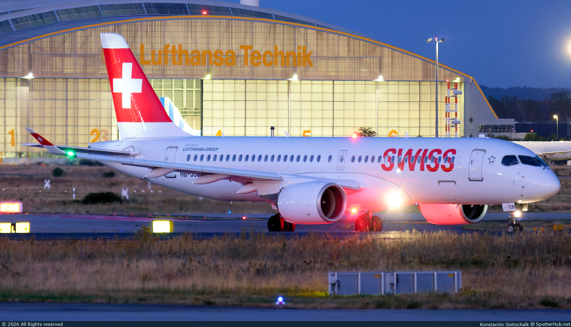 Photo of HB-JCB - Airbus A220-300 operated by Swiss International Air Lines