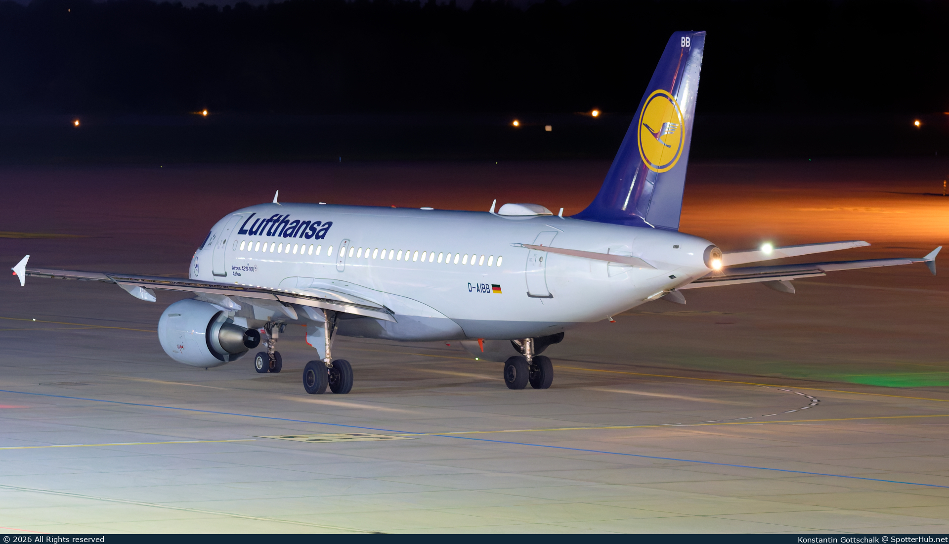 Photo of D-AIBB - Airbus A319-112 operated by Lufthansa