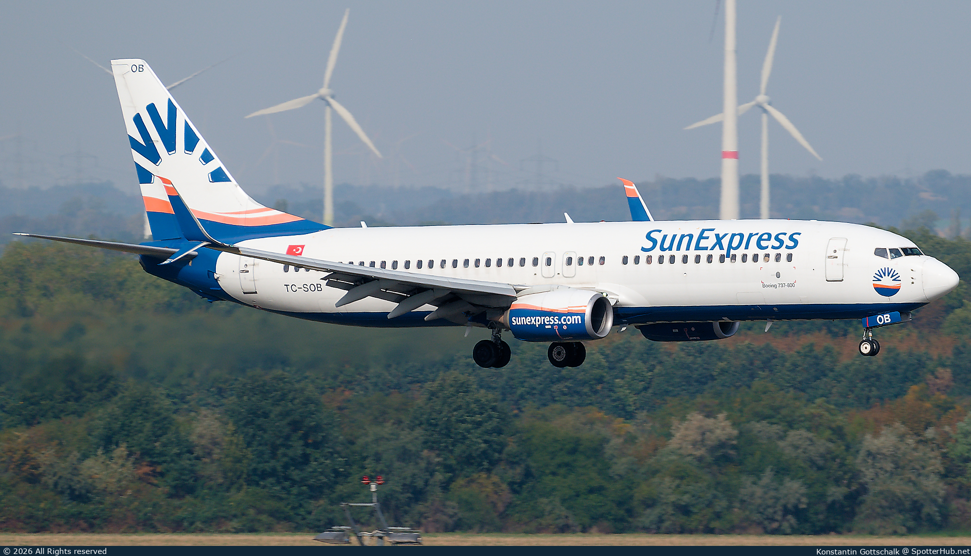 Photo of TC-SOB - Boeing 737-8HC operated by SunExpress