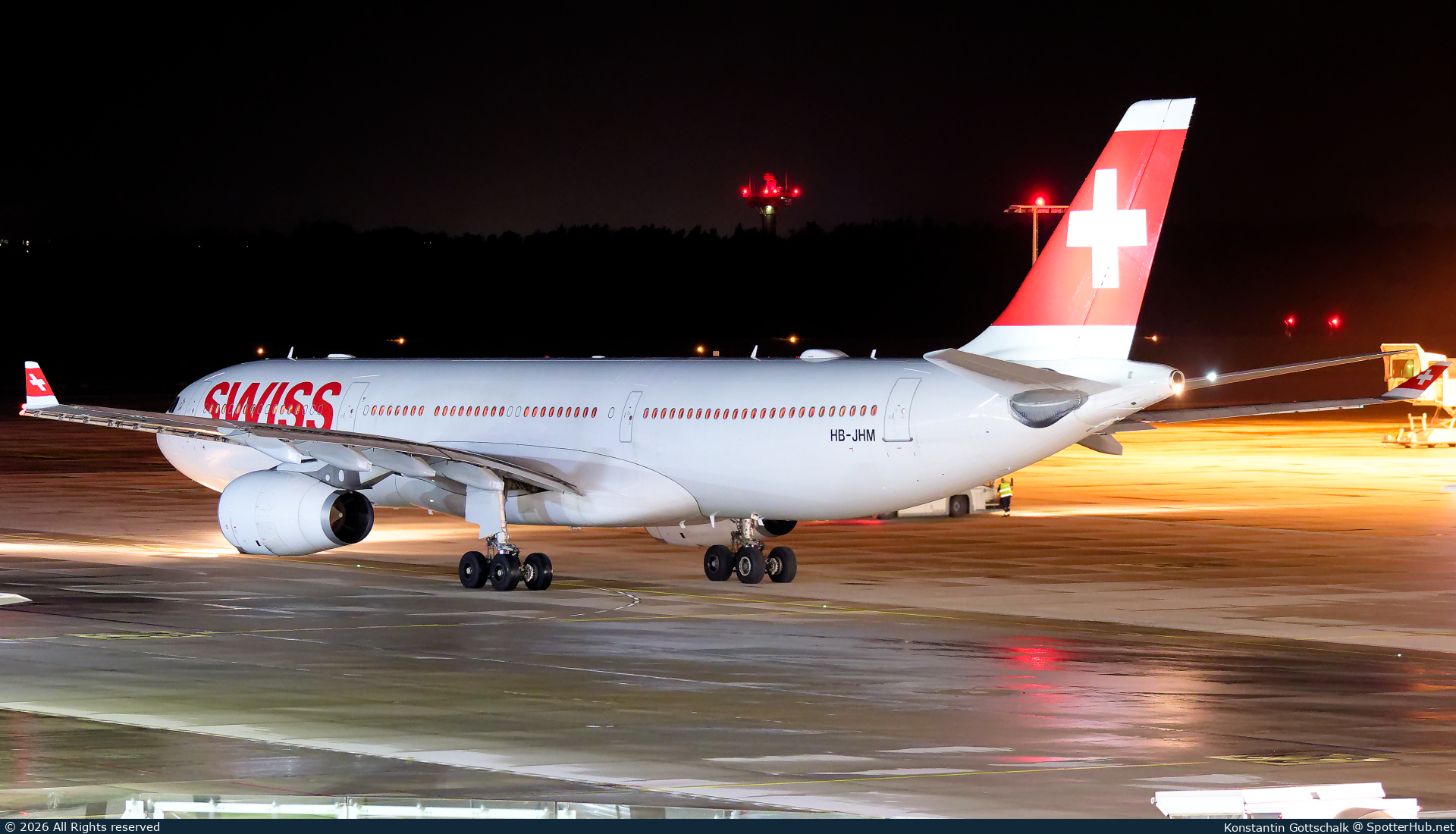 Photo of HB-JHM - Airbus A330-343 operated by Swiss International Air Lines