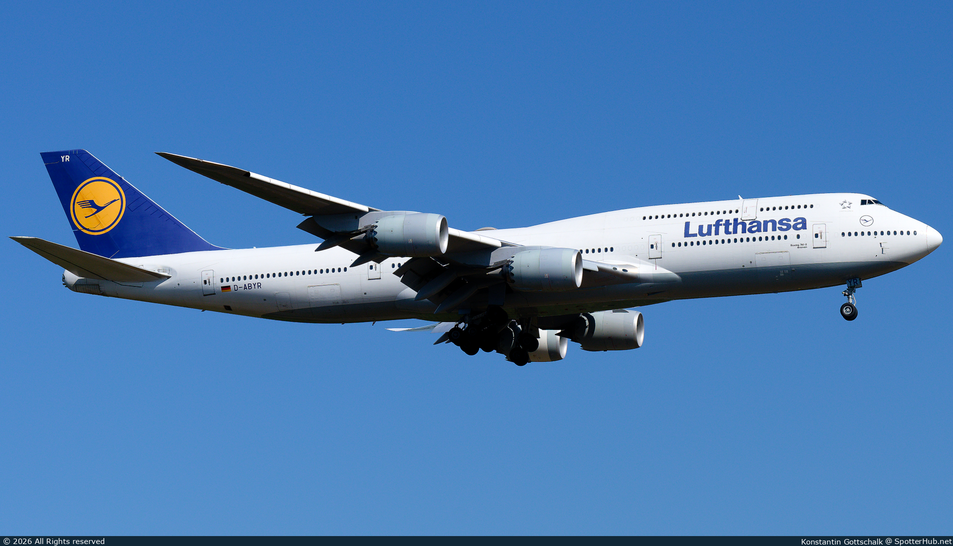 Photo of D-ABYR - Boeing 747-830 operated by Lufthansa