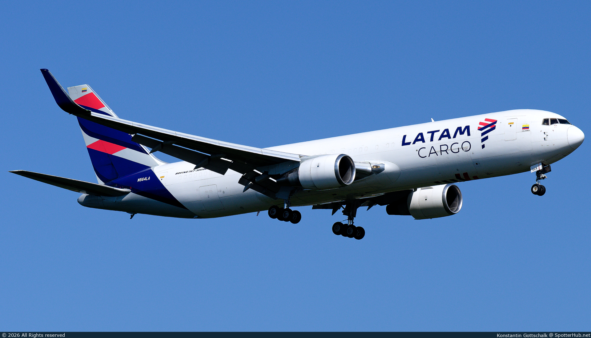 Photo of N564LA - Boeing 767-316(ER)(BCF) operated by LATAM Cargo Colombia