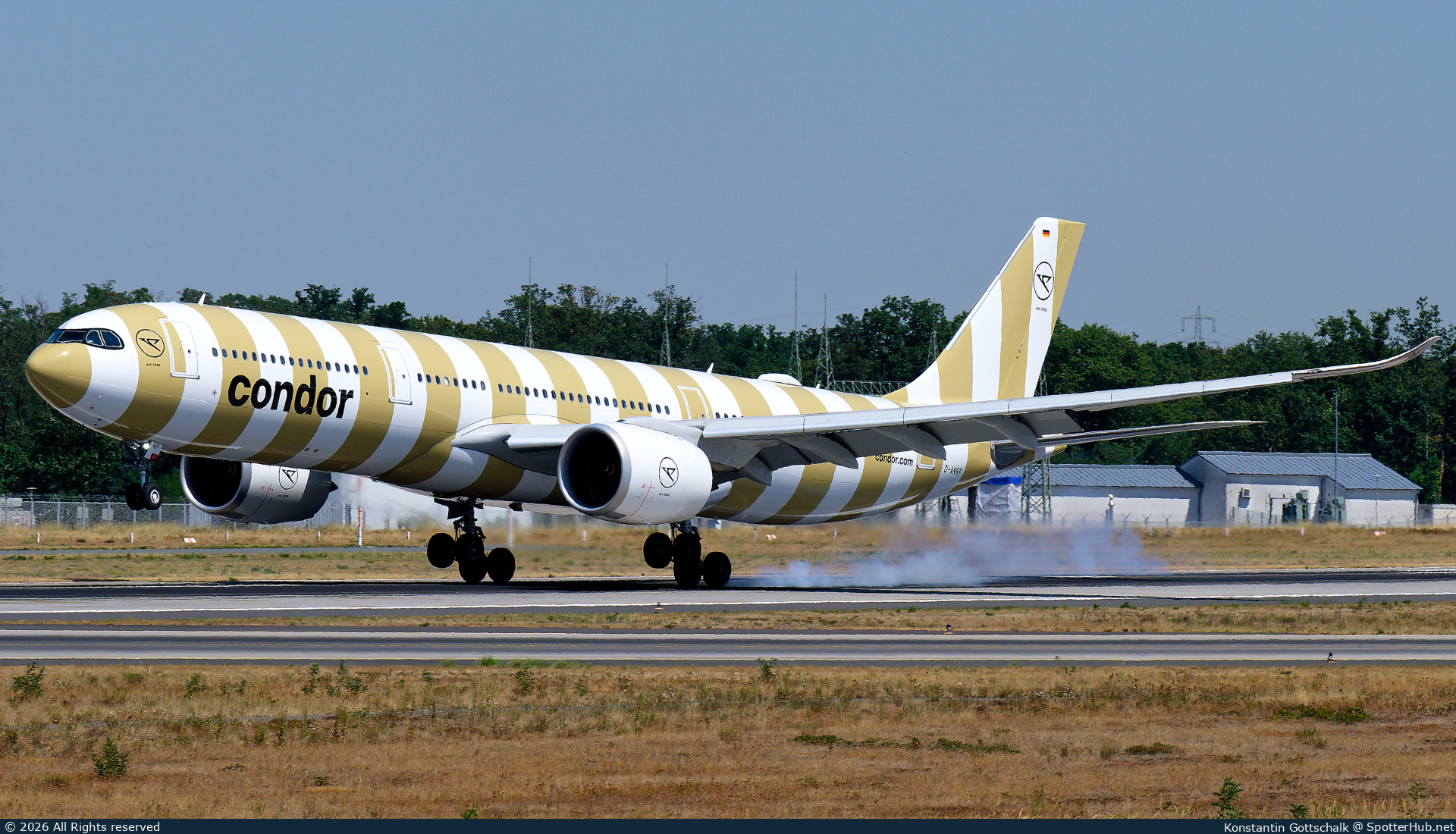 Photo of D-ANRP - Airbus A330-941 operated by Condor
