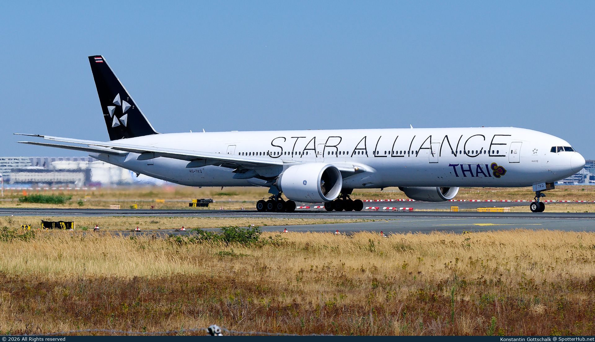 Photo of HS-TKQ - Boeing 777-3AL(ER) operated by Thai Airways International