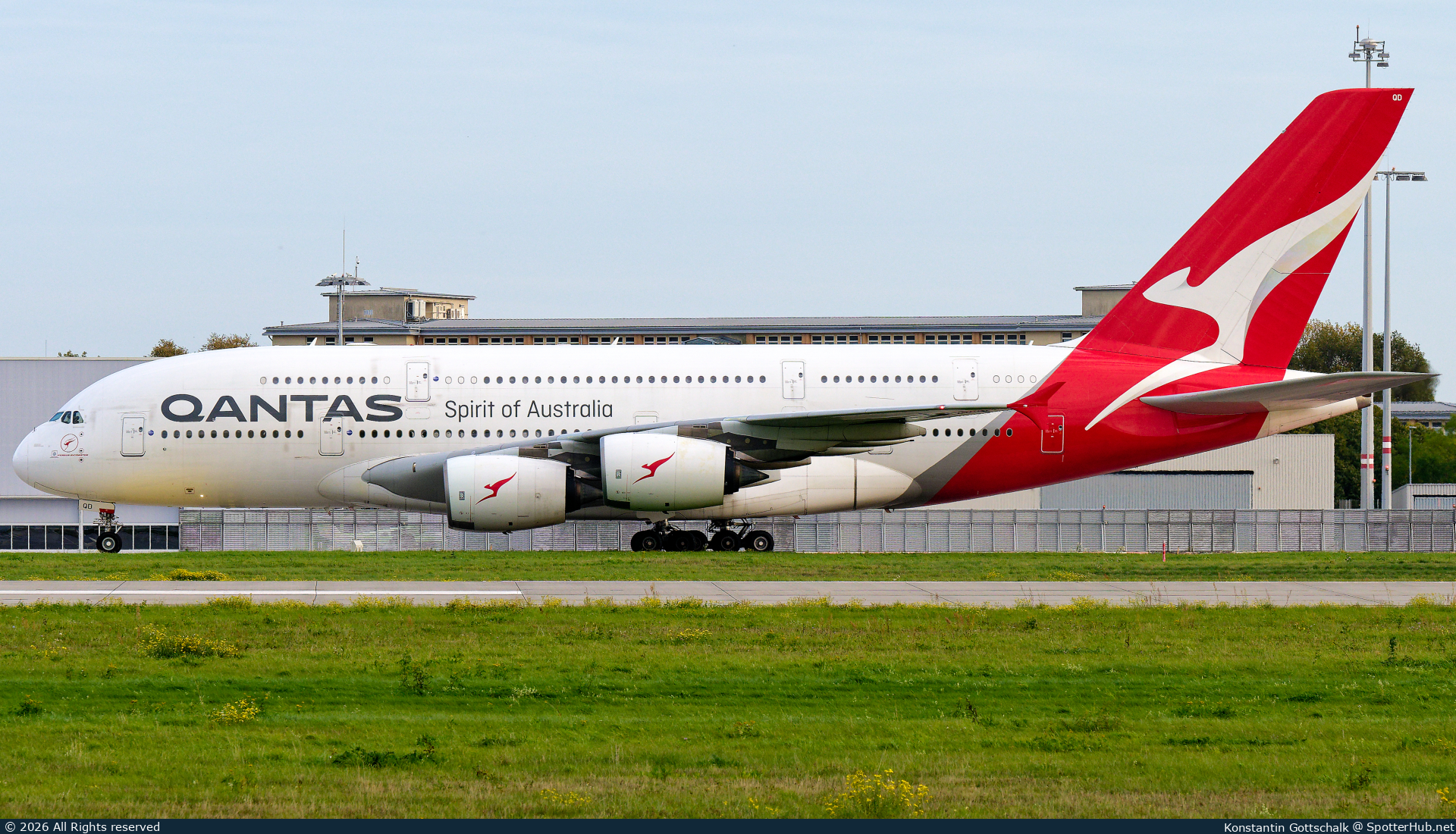 Photo of VH-OQD - Airbus A380-842 operated by Qantas