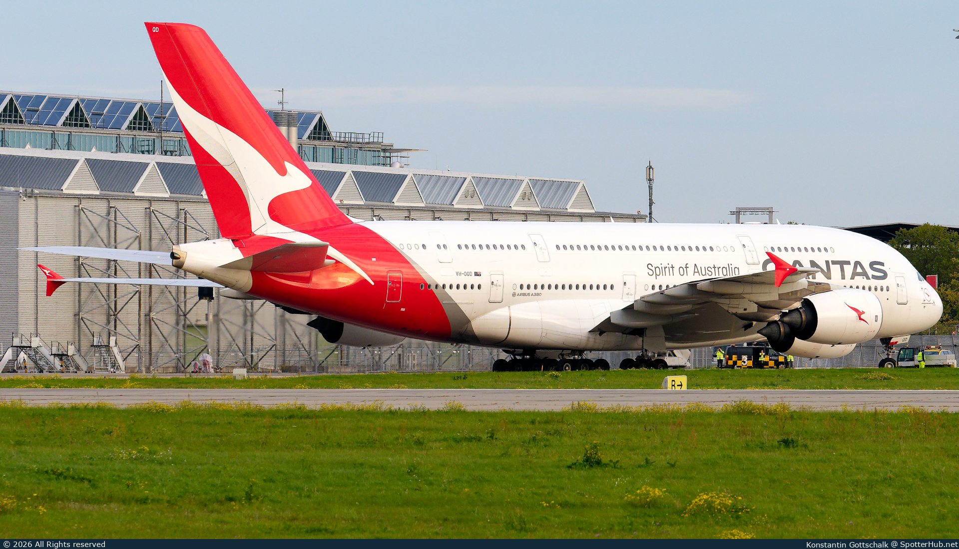 Photo of VH-OQD - Airbus A380-842 operated by Qantas