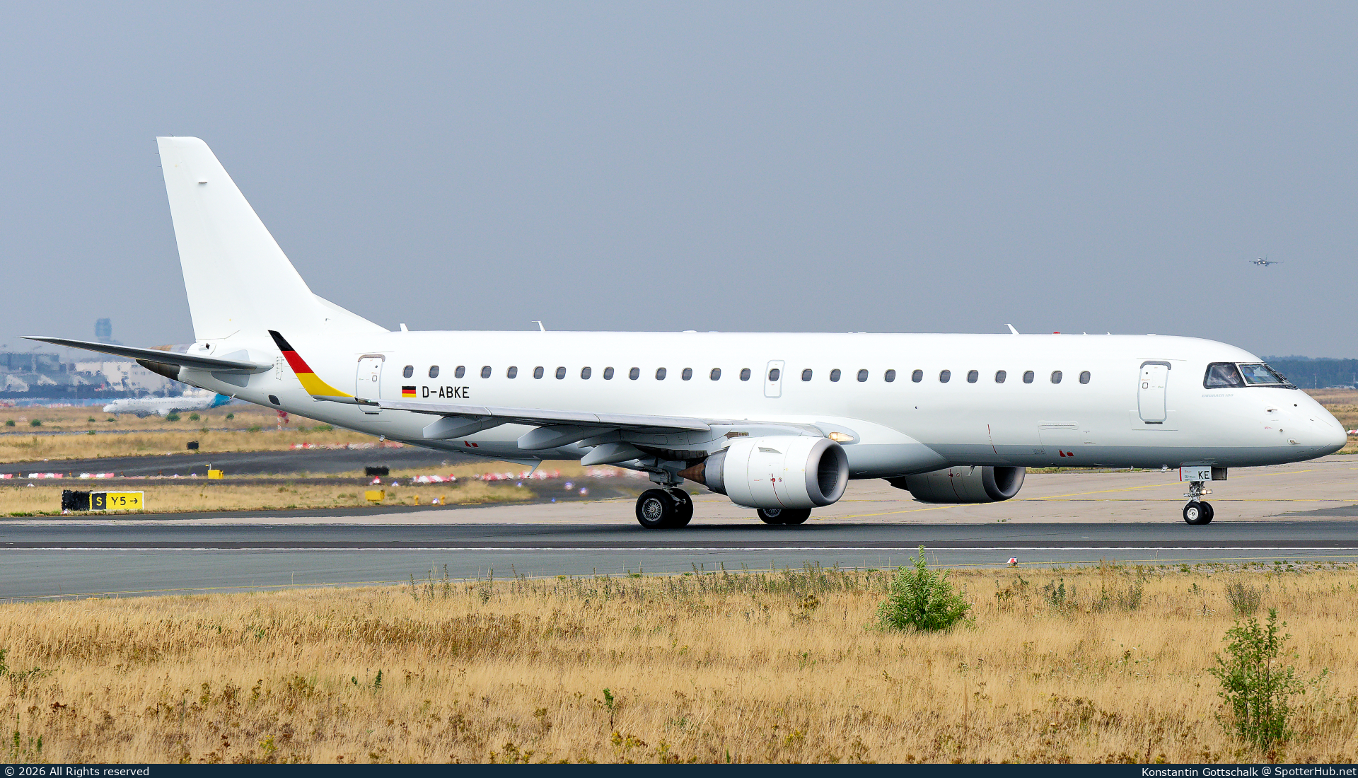 Photo of D-ABKE - Embraer ERJ-190LR operated by German Airways