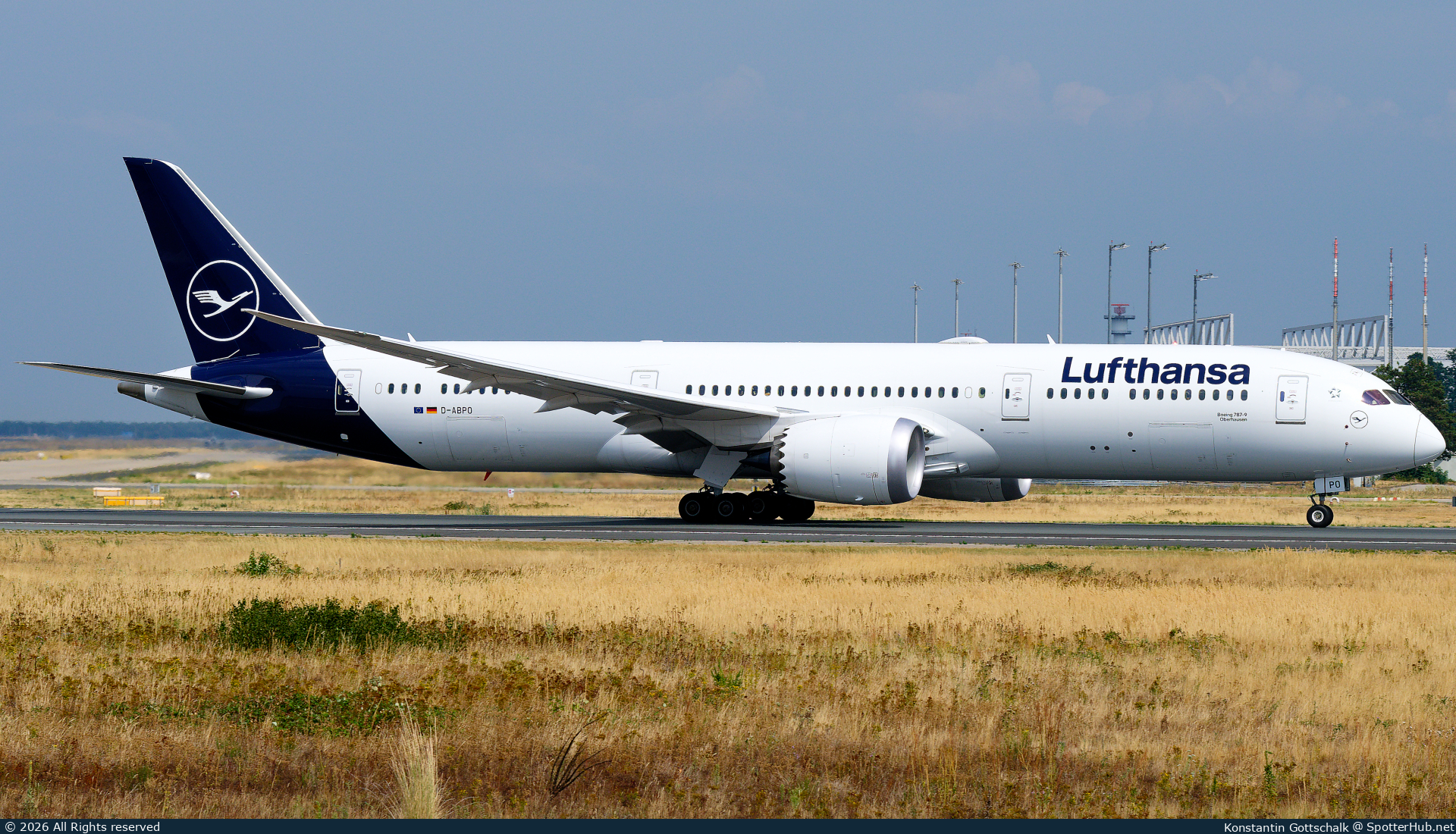 Photo of D-ABPO - Boeing 787-9 Dreamliner operated by Lufthansa