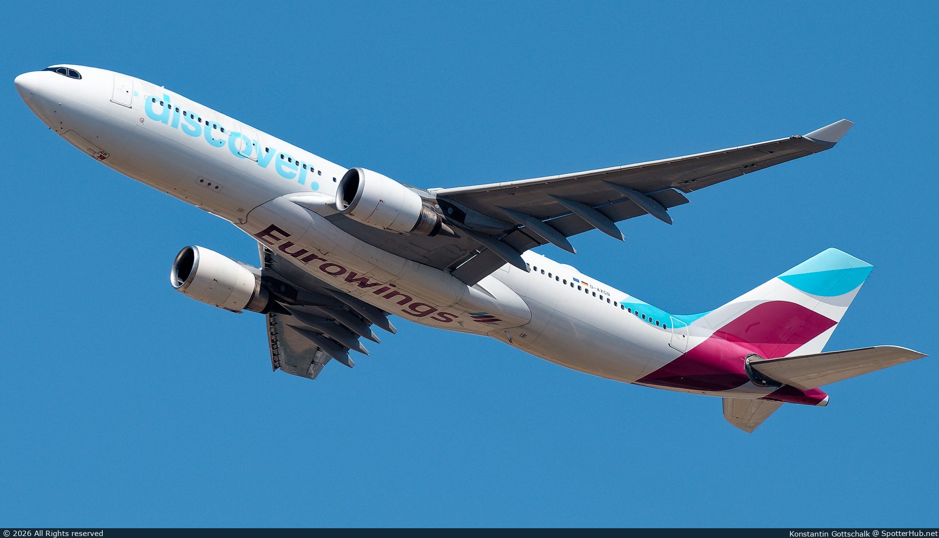 Photo of D-AXGB - Airbus A330-203 operated by Discover Airlines