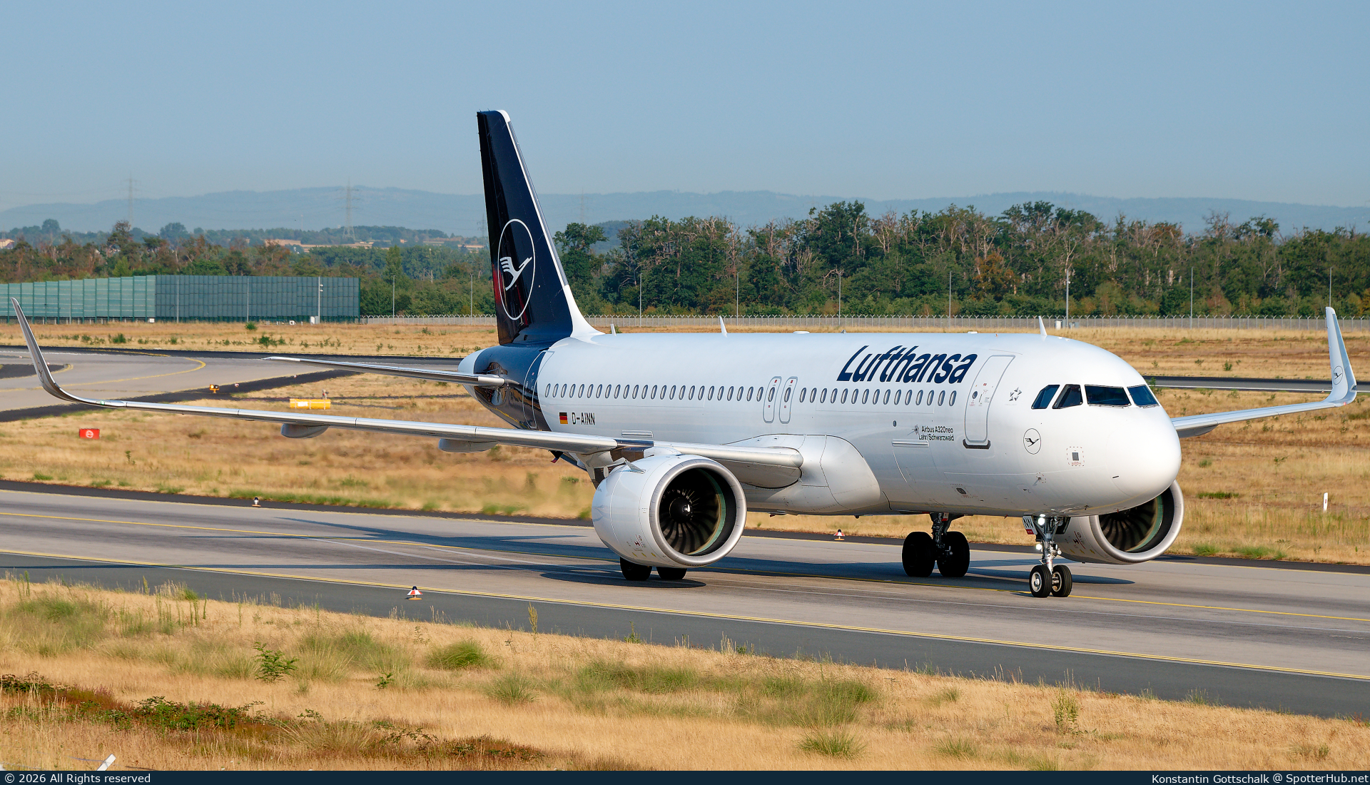 Photo of D-AINN - Airbus A320-271N operated by Lufthansa