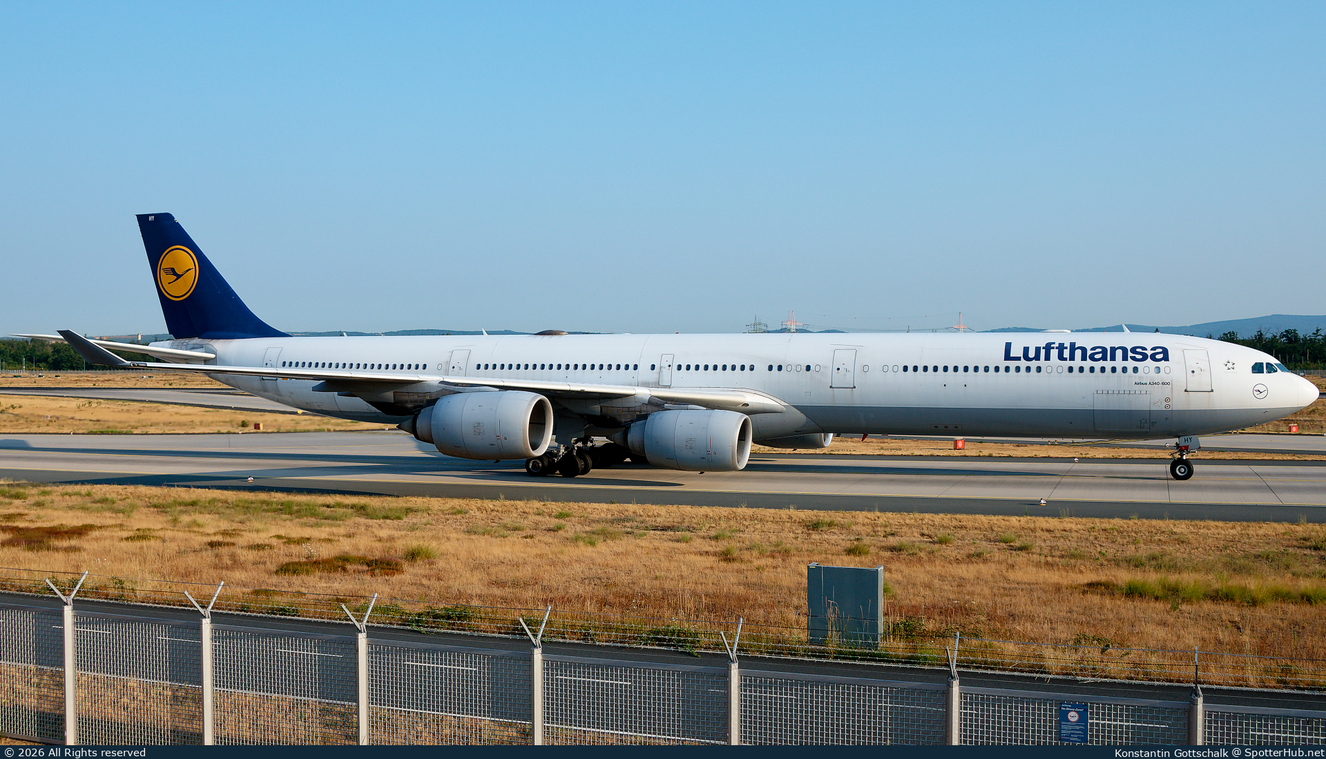 Photo of D-AIHY - Airbus A340-642 operated by Lufthansa