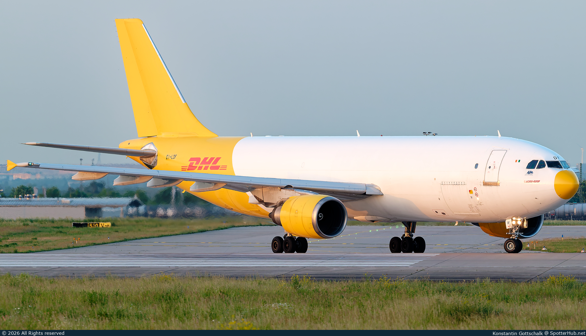 Photo of EI-LDF - Airbus A300F4-605R operated by ASL Airlines Ireland