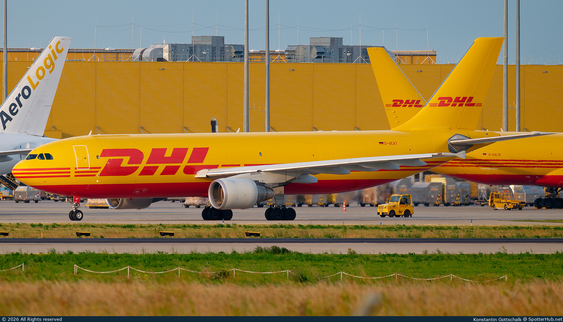 Photo of D-AEAT - Airbus A300B4-622R(F) operated by European Air Transport