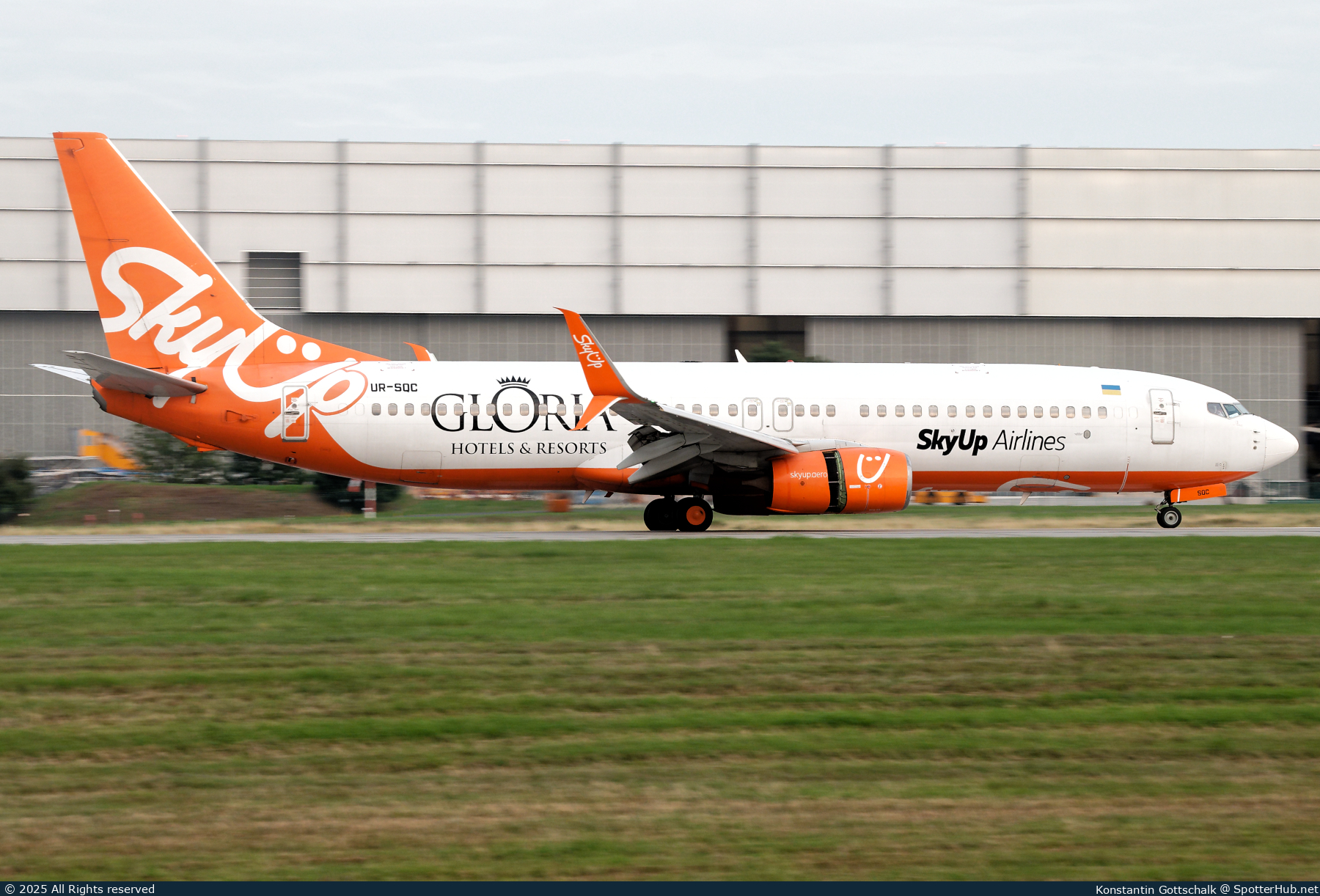Photo of UR-SQC - Boeing 737-8H6 operated by SkyUp Airlines