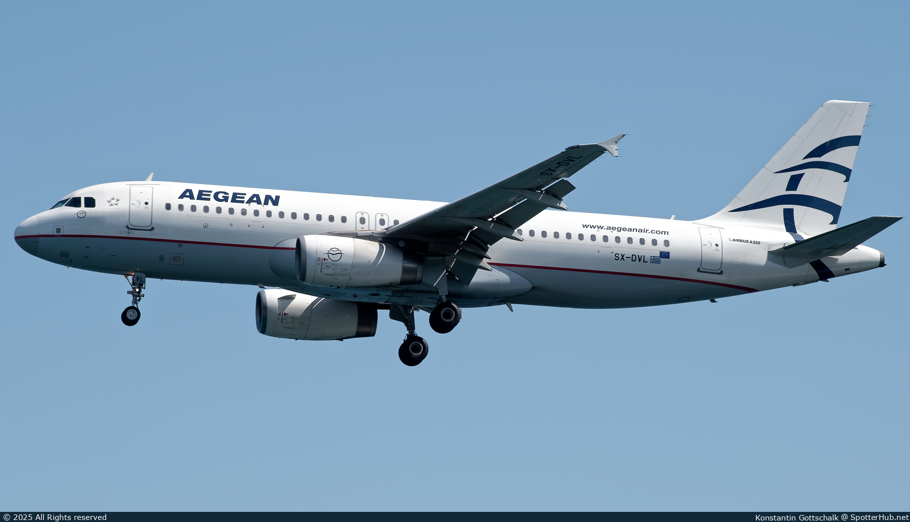 Photo of SX-DVL - Airbus A320-232 operated by Aegean Airlines