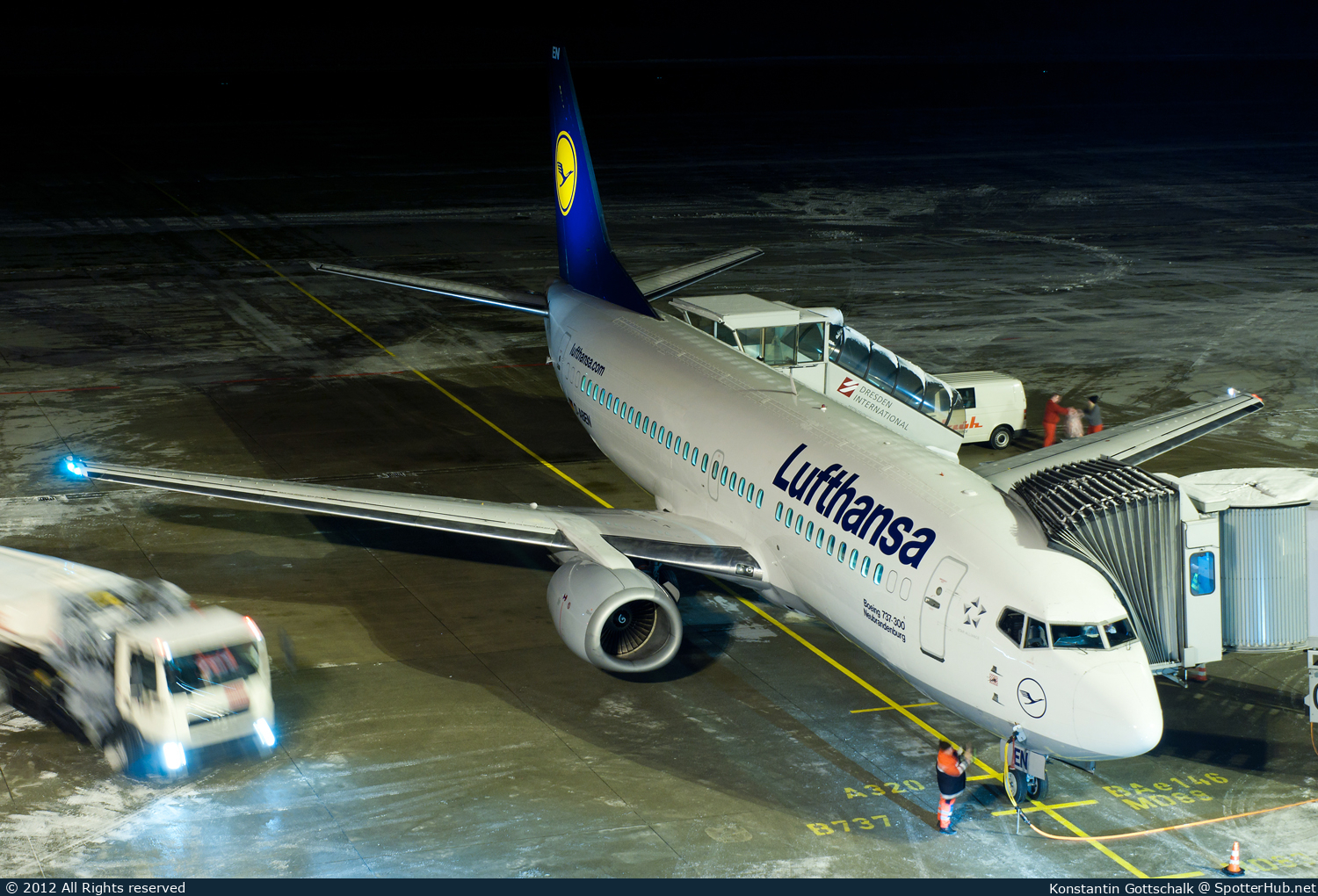 Photo of D-ABEN - Boeing 737-330 operated by Lufthansa