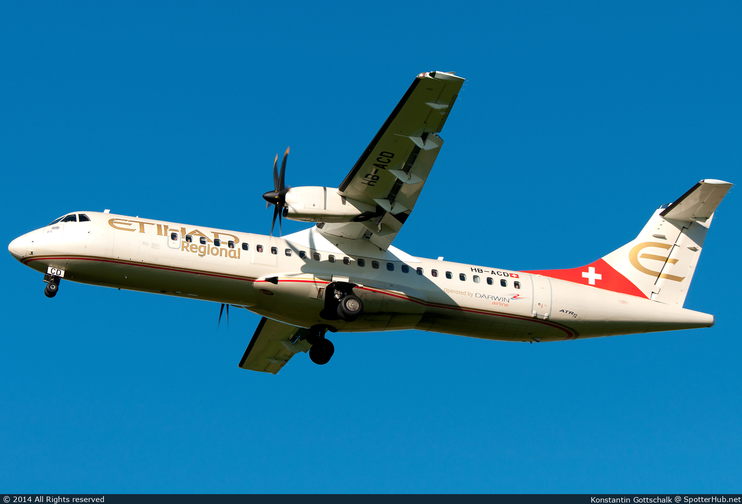 Photo of HB-ACD - ATR 72-500 operated by Etihad Regional (opb Darwin Airline)