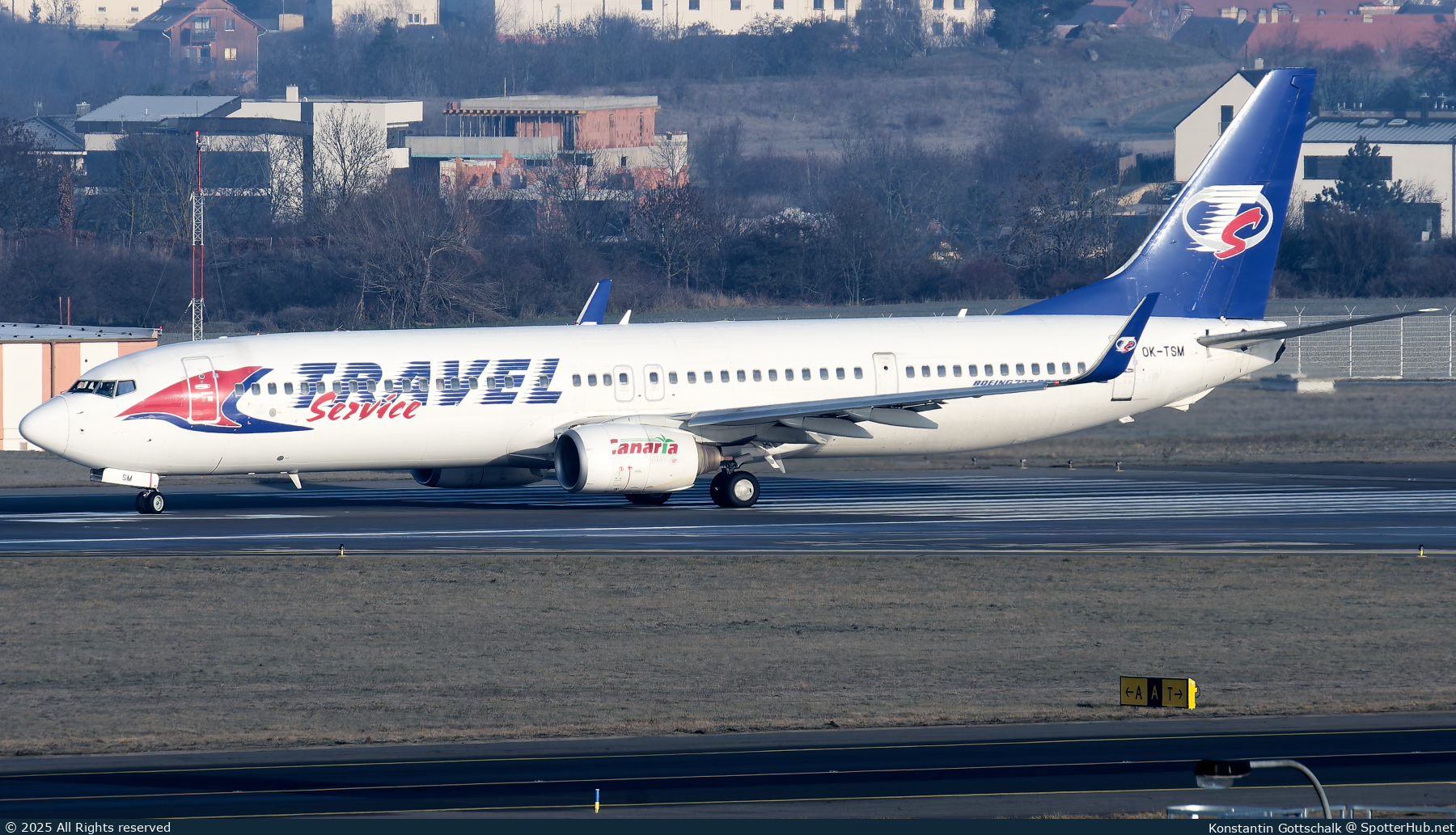 Photo of OK-TSM - Boeing 737-9GJ(ER) operated by SmartWings